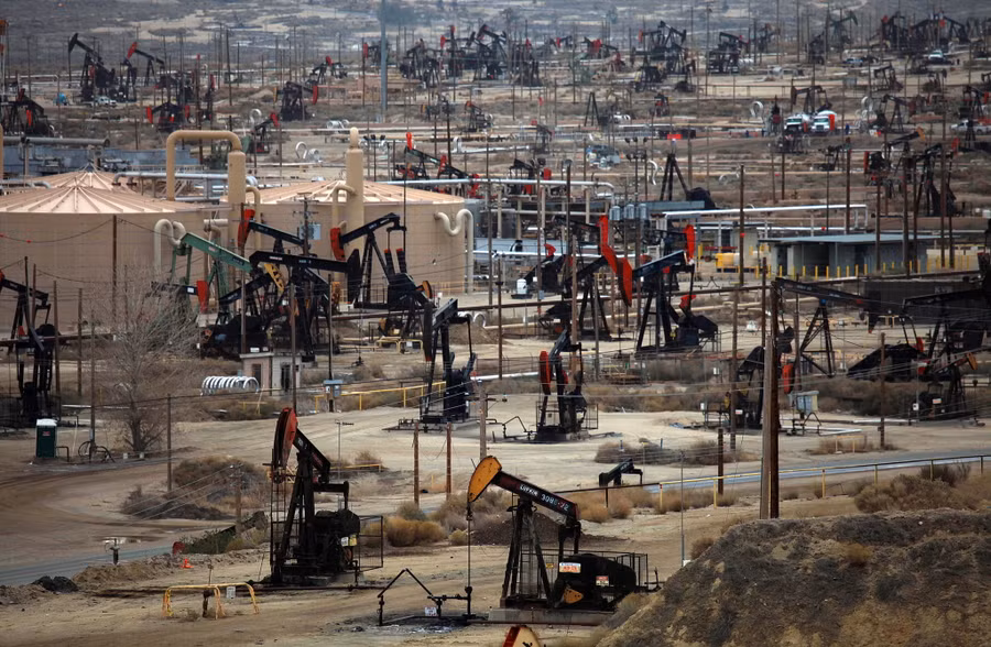 Cái giá OPEC phải trả trong cuộc chiến chống lại dầu đá phiến Mỹ
