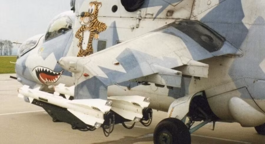 Liên Xô thử nghiệm R-60 trên Mi-24 mang lại gợi ý đặc biệt
