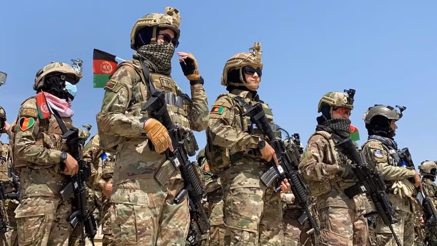 Binh sĩ Afghanistan, đặc biệt là lính đặc nhiệm có khả năng sử dụng rất thuần thục vũ khí Mỹ.