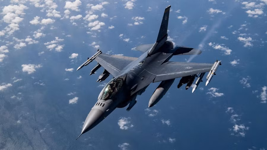 Mỹ vẫn chưa có ý định giao tiêm kích F-16 cho Ukraine "trong giai đoạn trước măt".