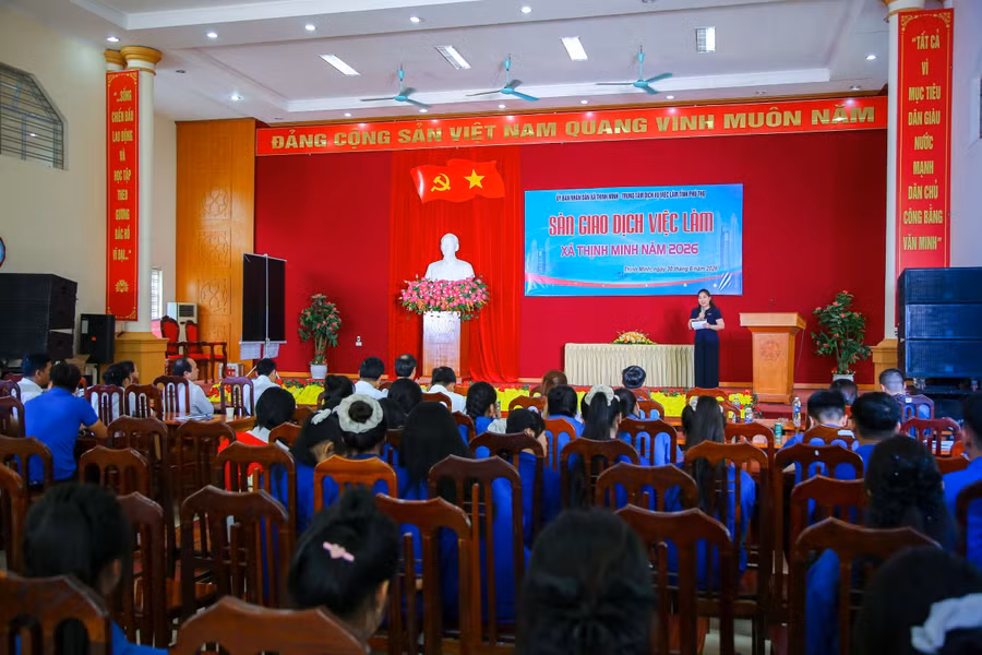 san-giao-dich-viec-lam-tai-xa-thinh-minh-gop-phan-ket-noi-truc-tiep-doanh-nghiep-don-vi-tuyen-dung-voi-nguoi-lao-dong-tai-dia-phuong-mo-rong-co-hoi-tiep-can-viec-lam-phu-hop-1.jpg