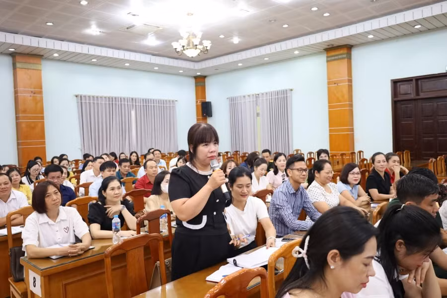 Tập huấn 2.jpg