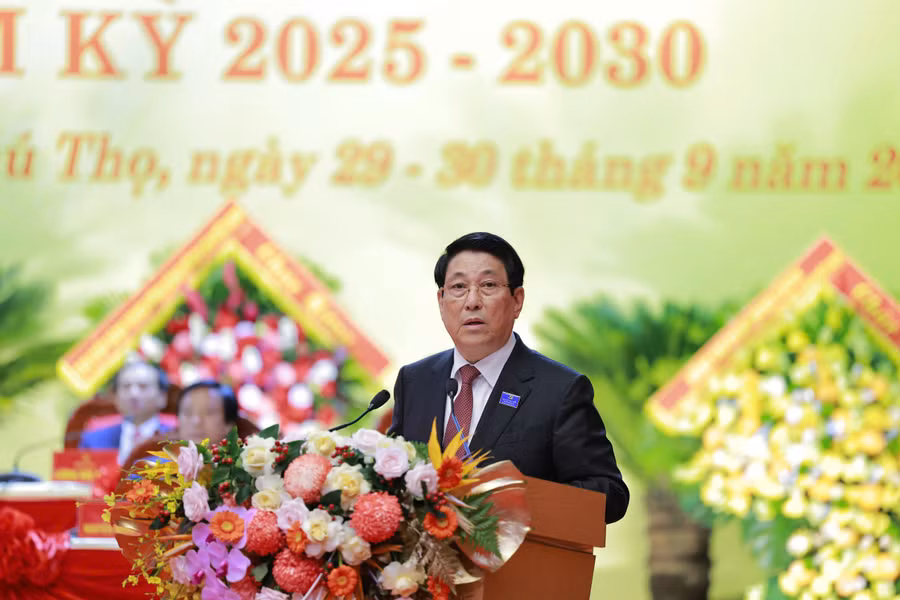 Chủ tịch nước Lương Cường phát biểu tại Đại hội đại biểu Đảng bộ tỉnh Phú Thọ lần thứ I.