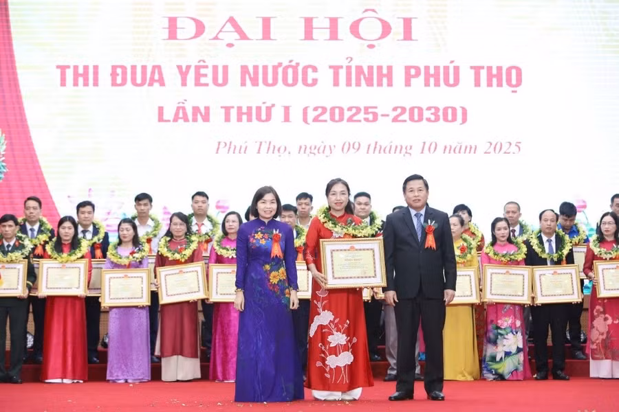 3-ha-ngoc-lan.jpg