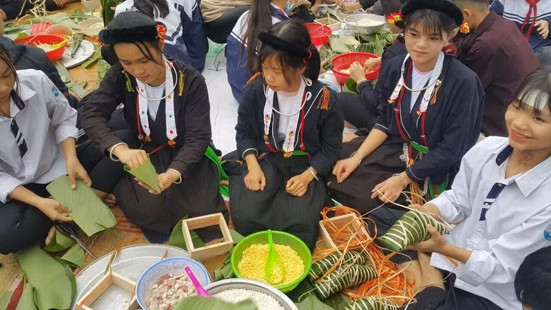 Xã Đạo Trù quan tâm, chăm lo cho học sinh người DTTS.