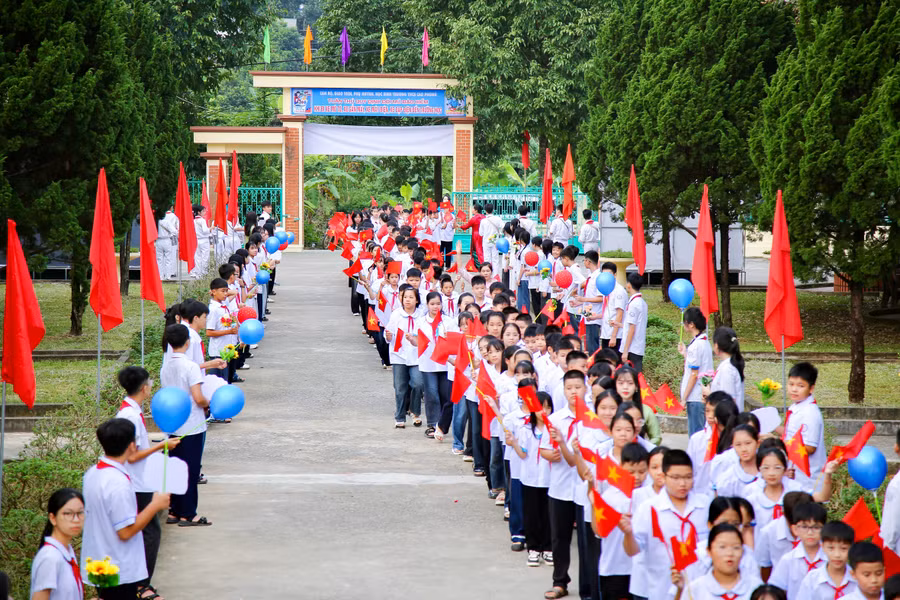 nam-hoc-2026-2027-truong-thcs-cao-phong-chao-don-204-hoc-sinh-dau-cap.jpg