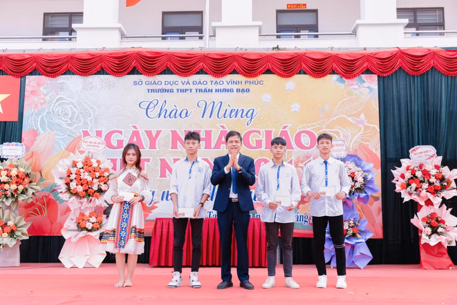 thpt-tran-hung-dao-3.jpg
