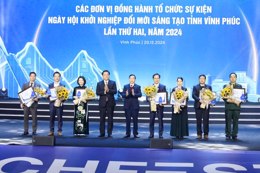 khoi-nghiep-2.jpg