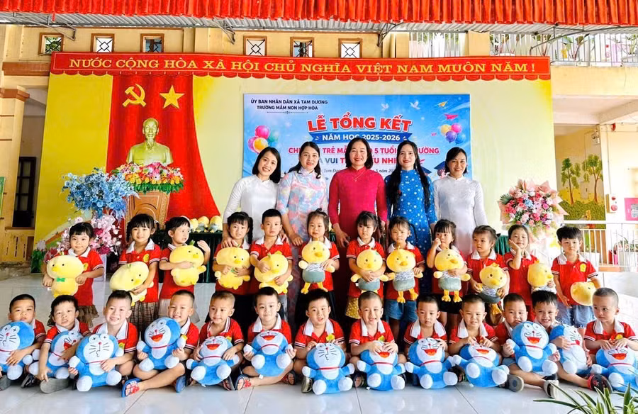 Chất lượng chăm sóc, giáo dục trẻ làm nên thương hiệu Trường MN Hợp Hòa.