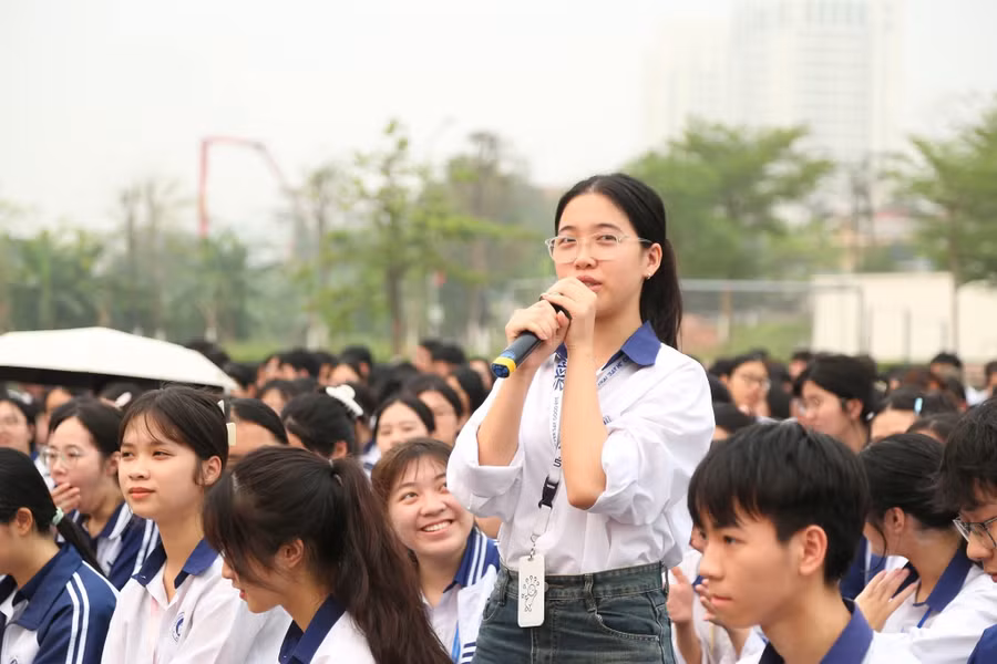 Học sinh Trường THPT Chuyên Vĩnh Phúc. Ảnh: CVP