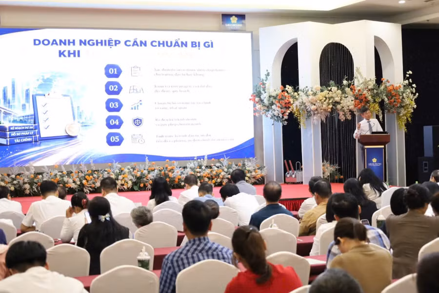 Quang cảnh hội nghị.