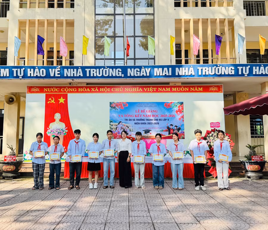 trao-thuong-hsg.jpg