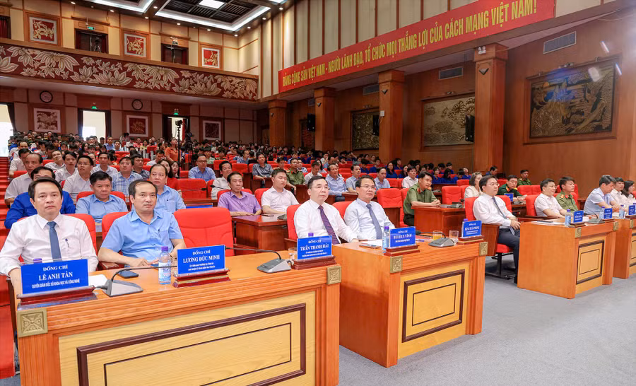 binhdan2.jpg