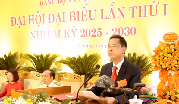 dang-cong-hoa.png