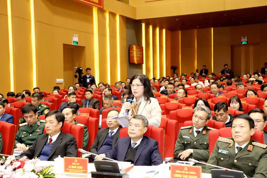 3-thu-truong-bo-giao-duc-1.jpg