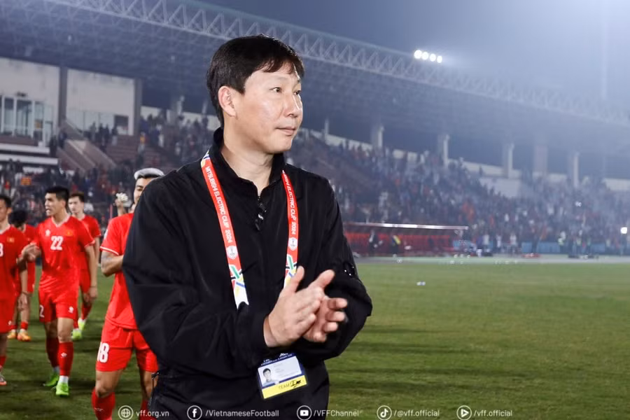 HLV Kim Sang Sik đánh giá cao U23 Thái Lan và U23 Indonesia tại giải Đông Nam Á.