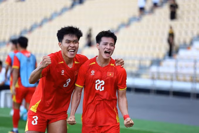 Nguyễn Thanh Nhàn được triệu tập lên U23 Việt Nam.
