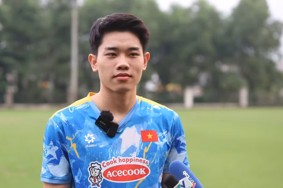 Nguyễn Đình Bắc đánh giá cao tài năng của Nguyễn Thành Chung.