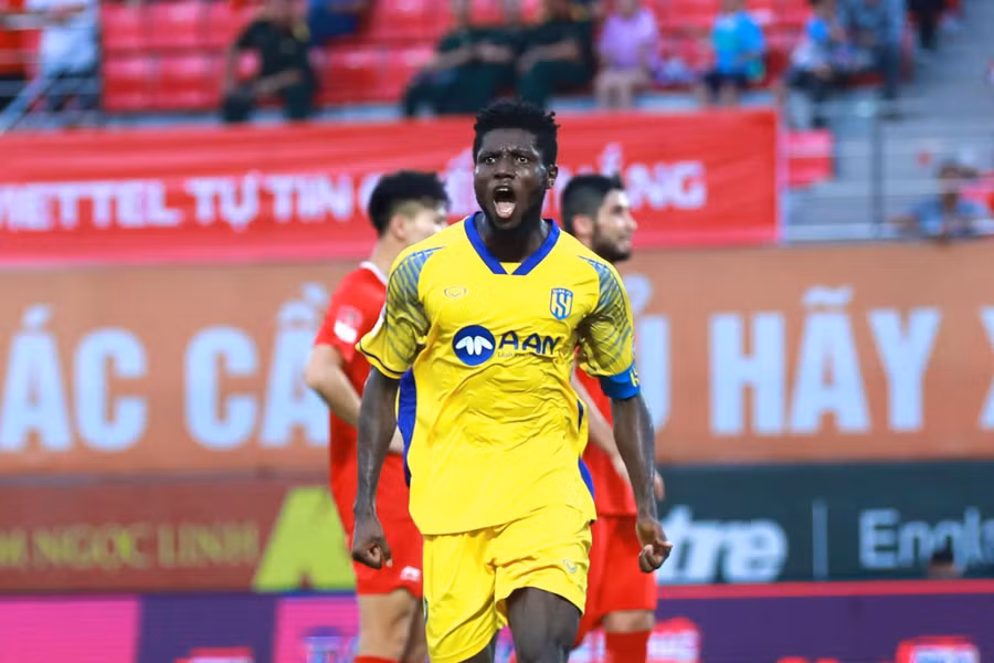 Sông Lam Nghệ An mất Michael Olaha trận gặp Hoàng Anh Gia Lai.