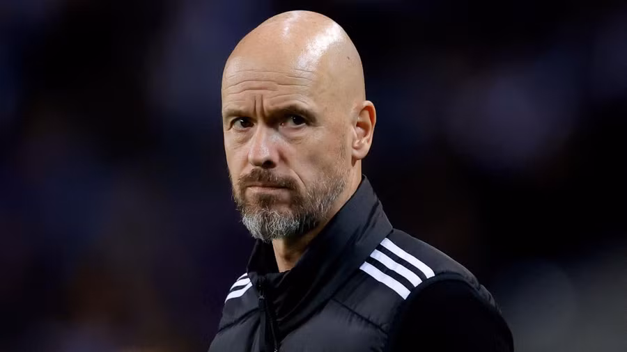 HLV Ten Hag nguy cơ bị Man United sa thải.