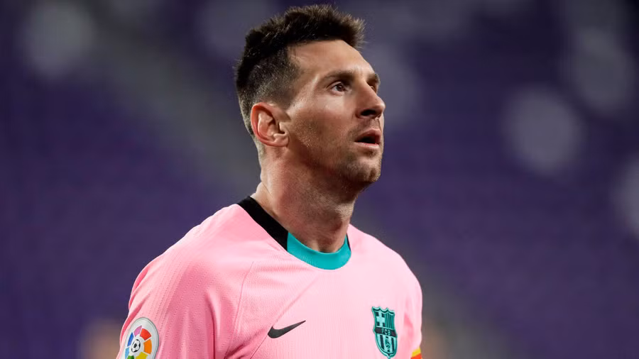 Messi được HLV Ancelotti ngợi khen.