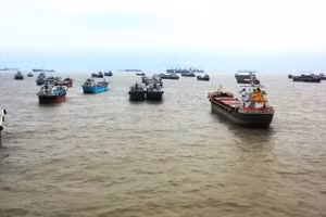 Điều gì đang xảy ra ở eo biển Hormuz?