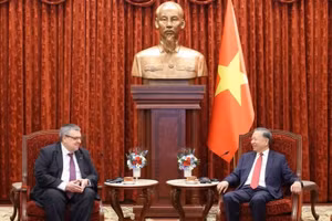 Tổng Bí thư, Chủ tịch nước Tô Lâm trả lời phỏng vấn của Hãng thông tấn TASS (LB Nga). Ảnh: Thống Nhất/TTXVN