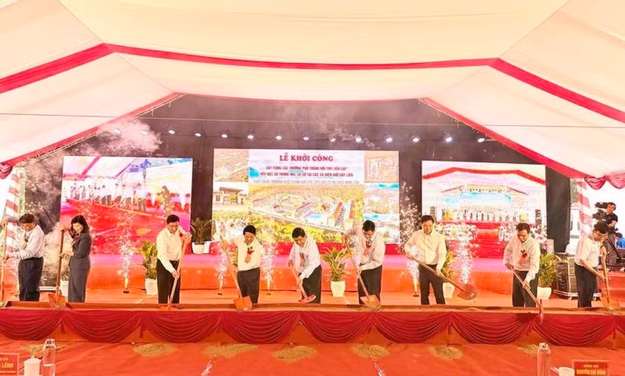 Lễ khởi công trường nội trú liên cấp tại xã Minh Tân, Tuyên Quang.