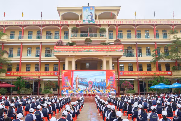 Trường THCS Trần Đăng Ninh, phường Nam Định, tỉnh Ninh Bình.