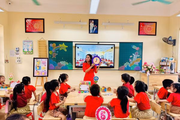 Ninh Bình chủ động sắp xếp đội ngũ cho năm học mới