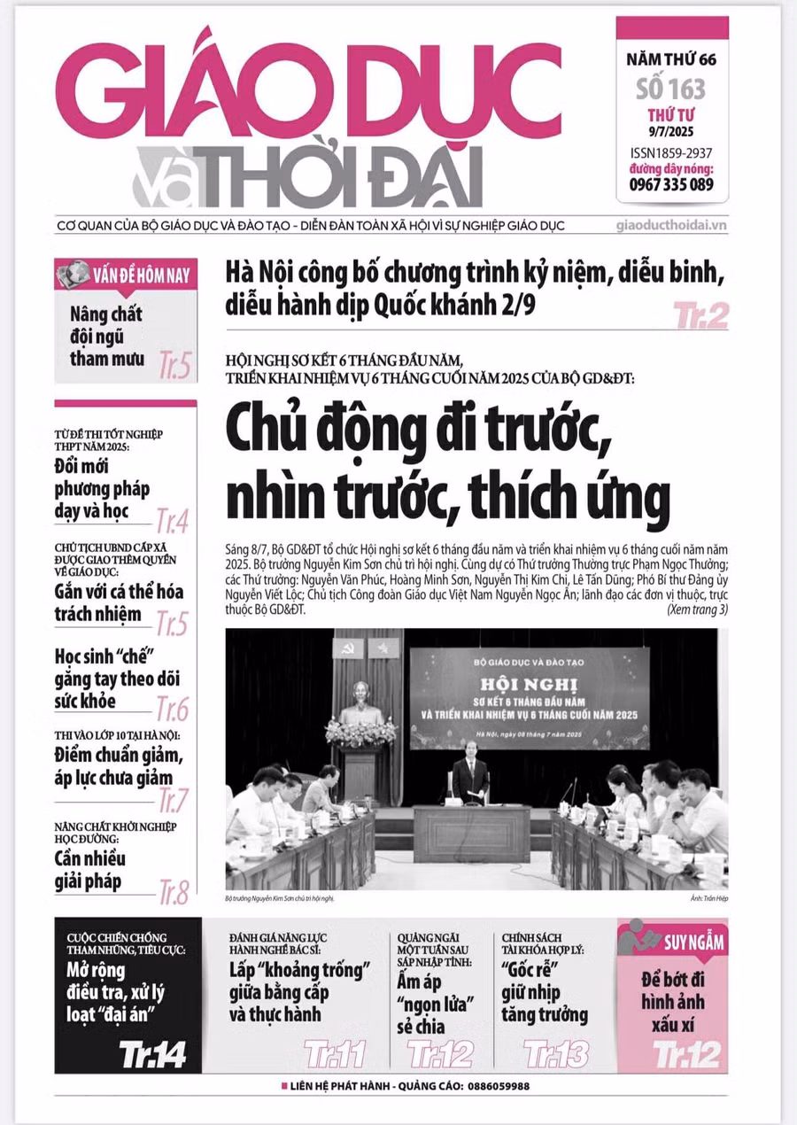 Tin tức báo in 9/7: Điểm chuẩn giảm, áp lực chưa giảm
