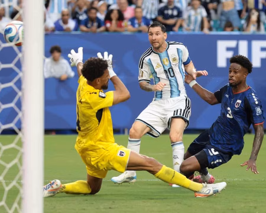 messi00.jpg