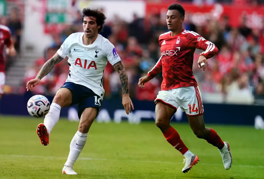 tottenham-2.jpg
