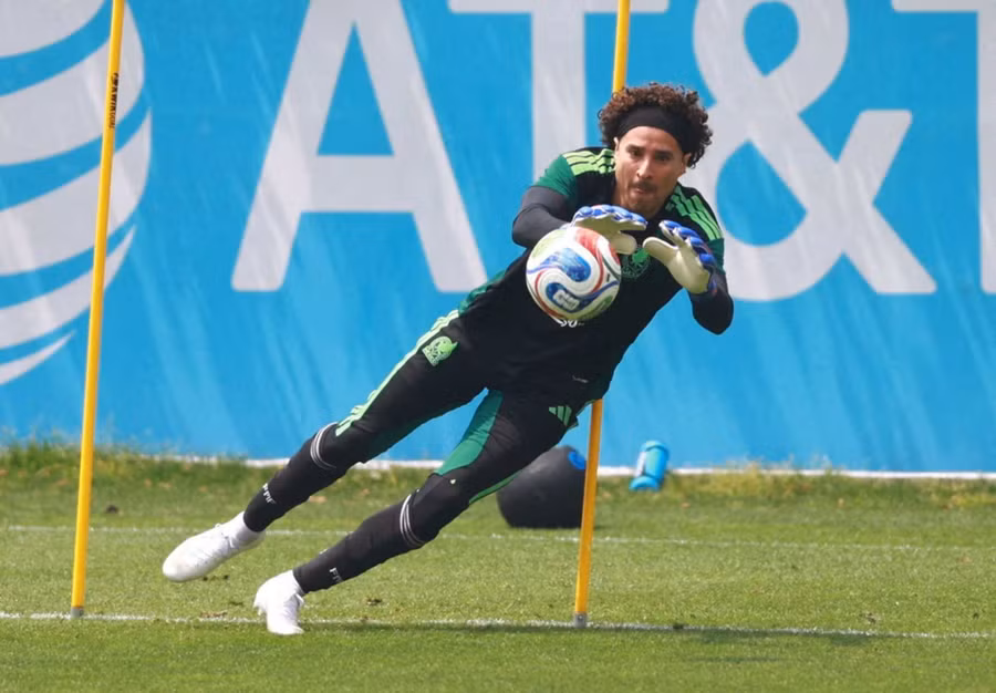 ochoa.jpg