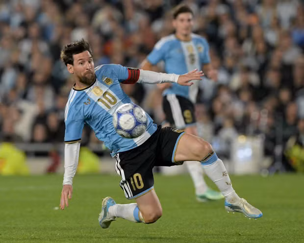 messi.png