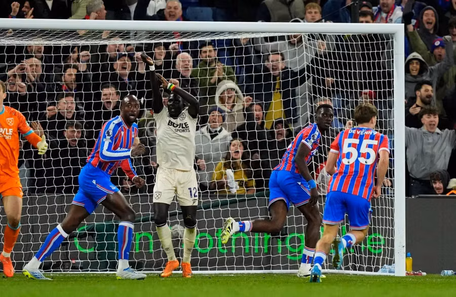 west-ham-5.jpg