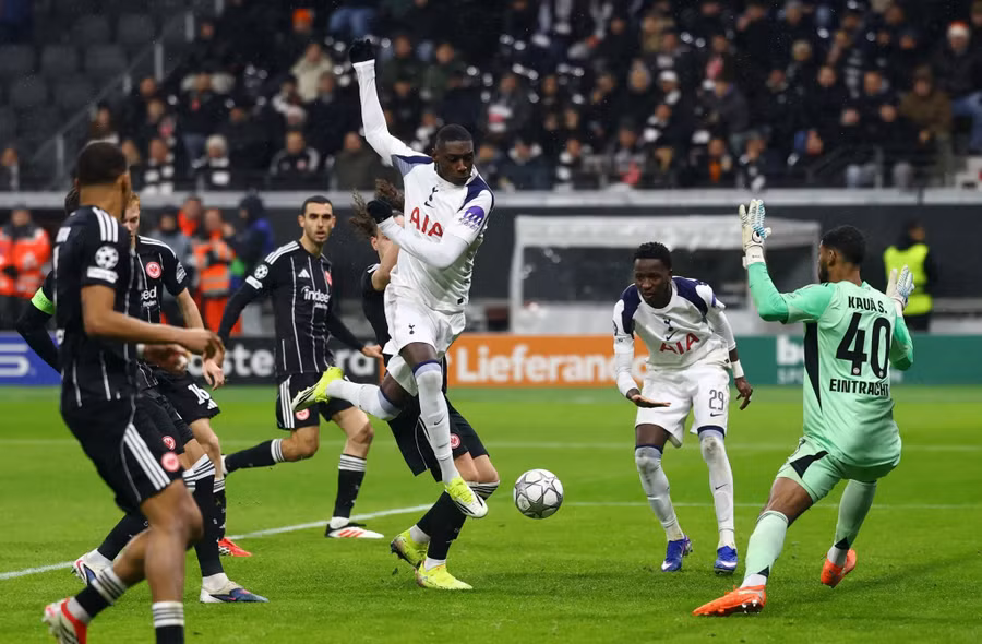 tottenham.jpg