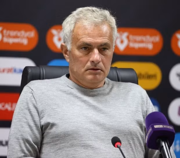 getty-head-coach-of-fenerbahce-j-5224-9149.jpg
