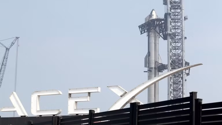 Tên lửa Starship tại khu phức hợp phóng Boca Chica ở Texas, Mỹ, ngày 17/7/2026.