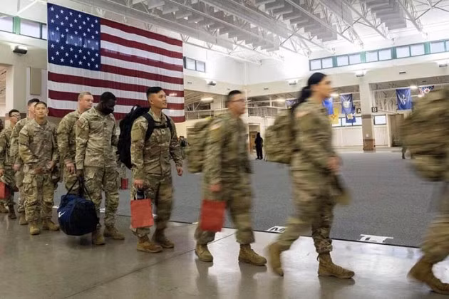 Binh sĩ quân đội Mỹ tại căn cứ Ramstein ở Đức.
