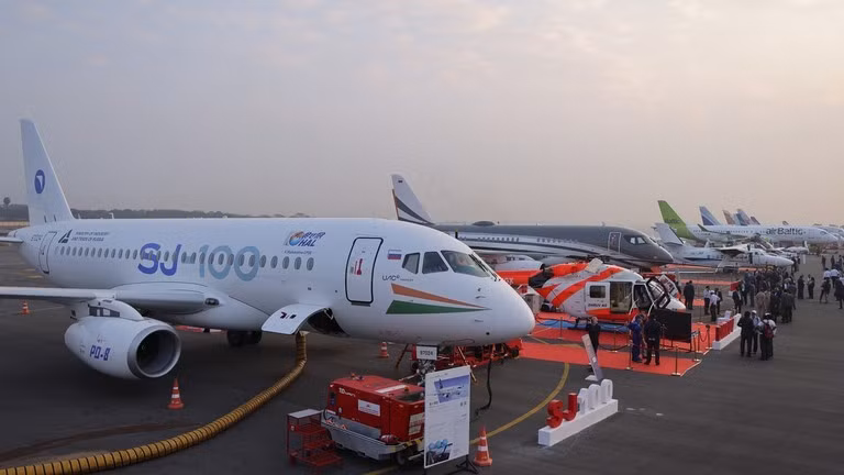 Máy bay chở khách SJ-100 của Nga tại triển lãm Wings India 2026 ở Hyderabad, Ấn Độ.