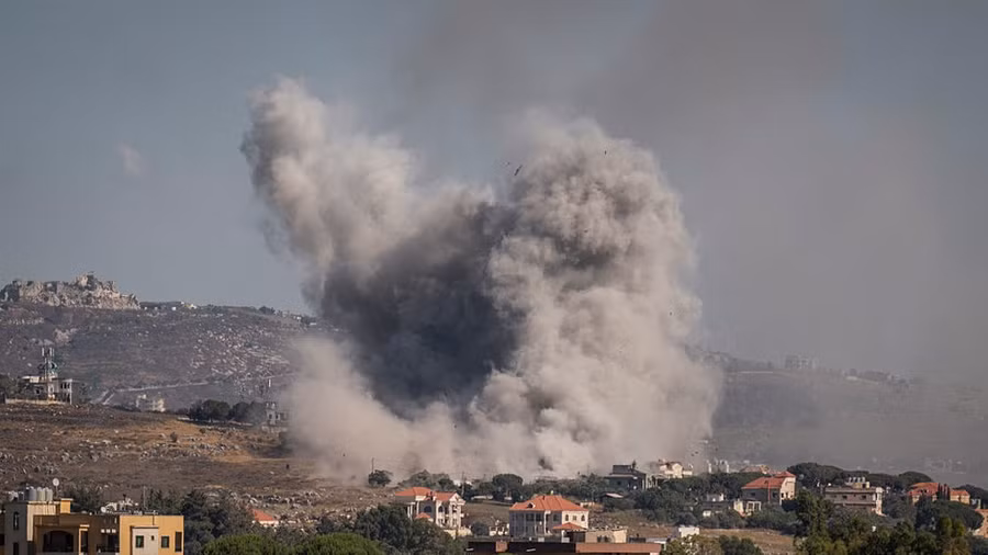 Miền Nam Lebanon rung chuyển sau một cuộc tấn công của Israel.
