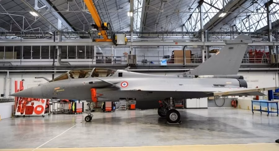 Máy bay chiến đấu Rafale của Pháp.