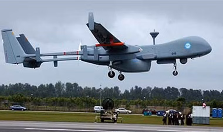UAV Heron 1 của Israel.