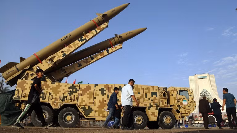 Tên lửa đạn đạo của Iran.