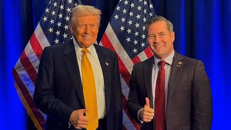 Tổng thống đắc cử Mỹ Donald Trump chọn ông Mike Waltz làm Cố vấn An ninh Quốc gia.