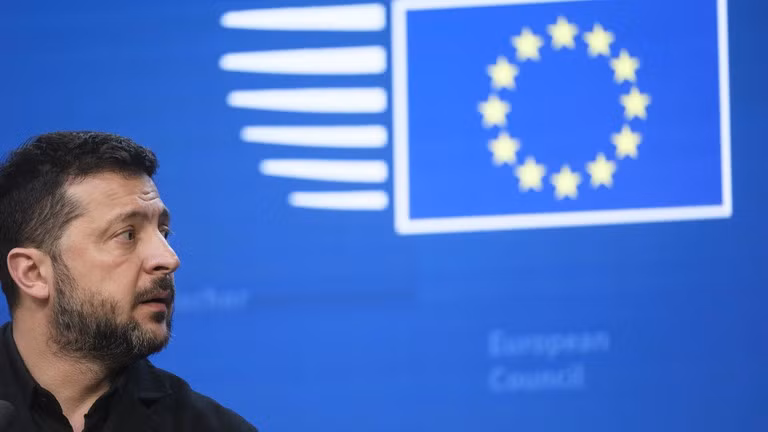 Tổng thống Ukraine Vladimir Zelensky tại hội nghị thượng đỉnh EU ở Brussels, ngày 17/10/2026.