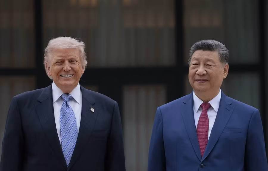 Tổng thống Mỹ Donald Trump (trái) và Chủ tịch Trung Quốc Tập Cận Bình.