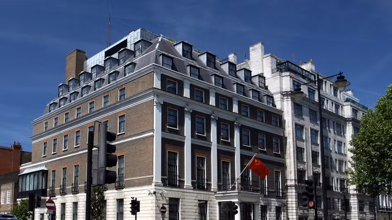 Đại sứ quán Trung Quốc ở London, Vương quốc Anh.