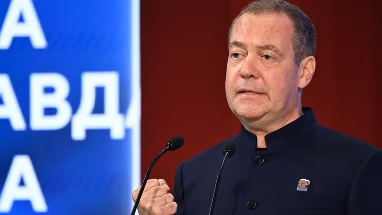 Phó Chủ tịch Hội đồng An ninh Nga Dmitry Medvedev.